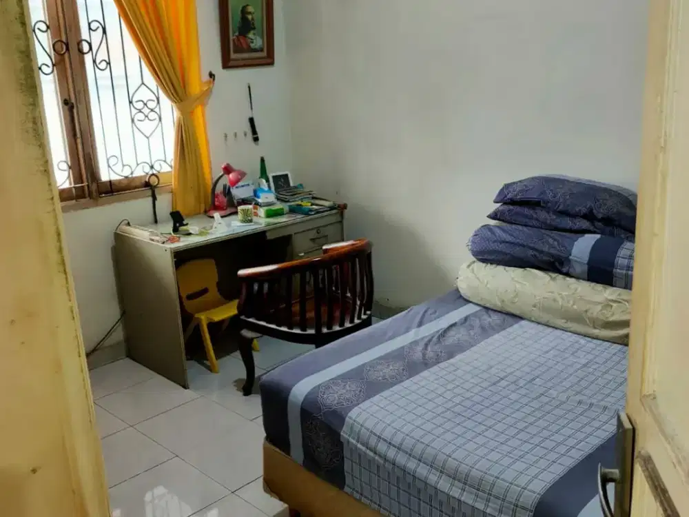 Dijual Cepat Rumah Townhouse Murah  Daan Mogot Siap Pakai