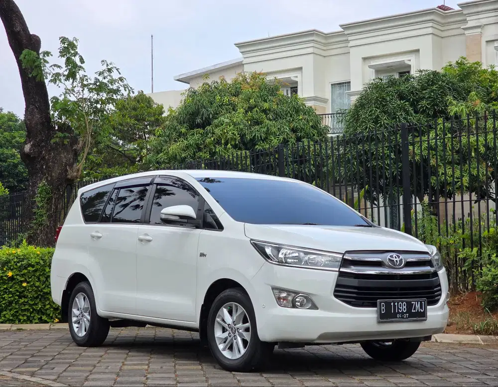 TDP 25.JT| INNOVA V 2.0 AT BENSIN 2017 PUTIH SUPER SEGER ISTIMEWA !!