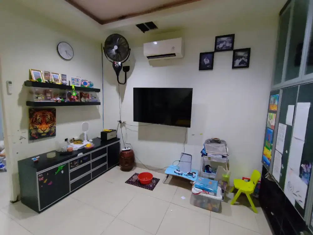 Dijual Rumah PIK 1 Area Kuda Laut LT 8x15 Semi Furnished SHM
