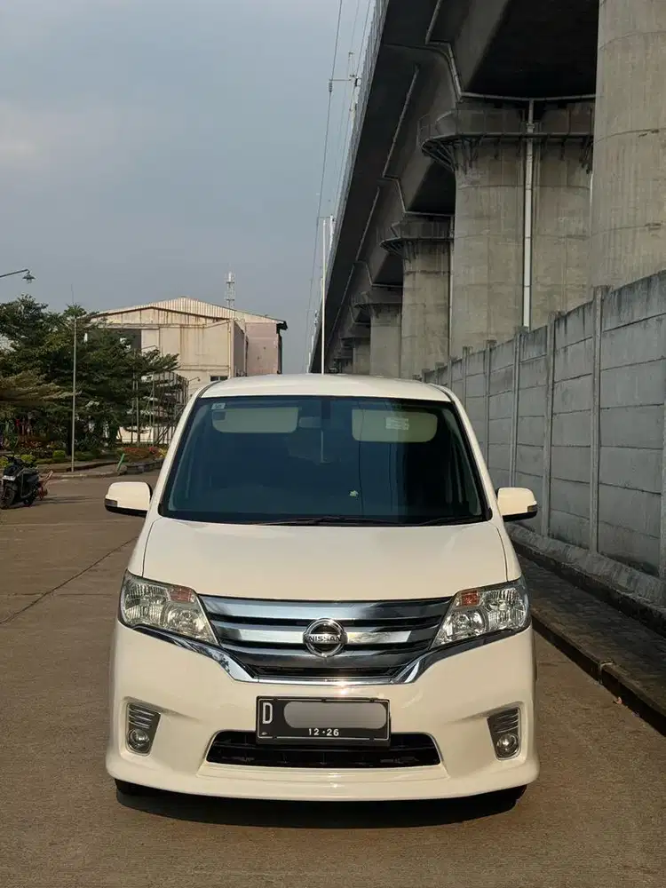 Nissan Serena C26 HWS AT 2013