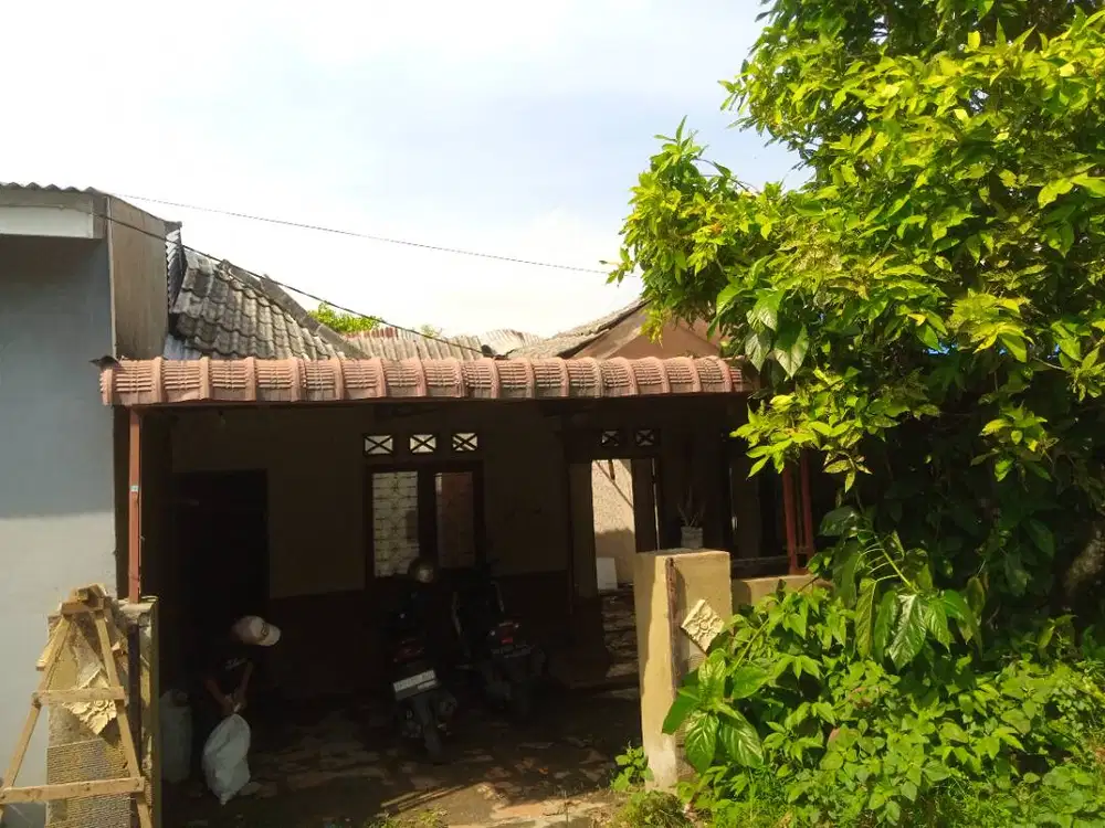 DIKONTRAKKAN RUMAH 3 KAMAR TIDUR