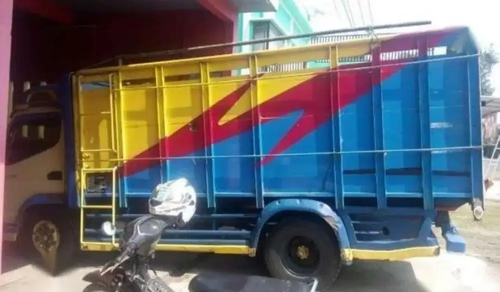TRUCK COLT DIESEL - PINDAHAN RUMAH & PENGIRIMAN