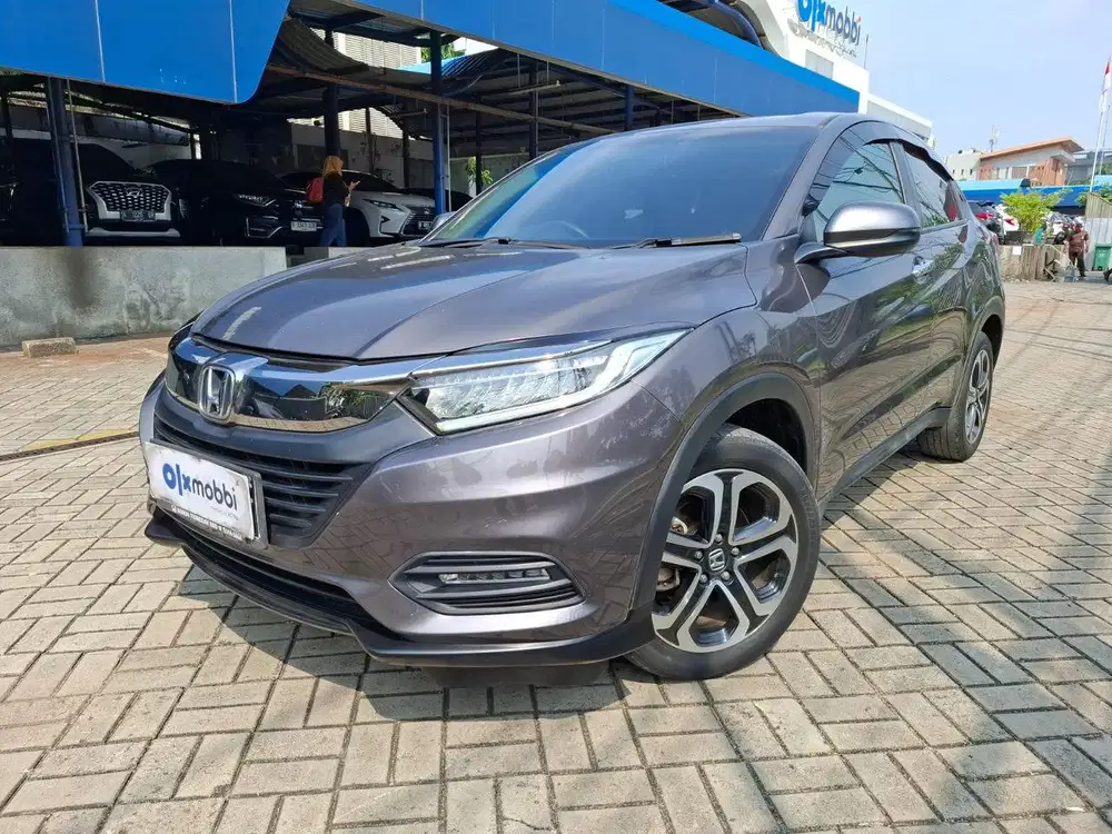 TDP 1 JUTA Honda HR-V 1.5 E Special Edition Bensin-AT 2021 Abu CSASD