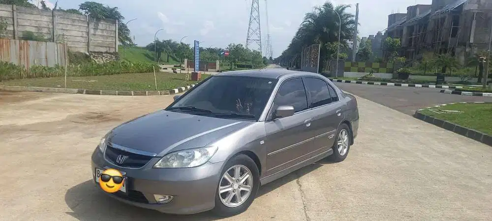 DIJUAL Honda Civic 2005 MT Bensin