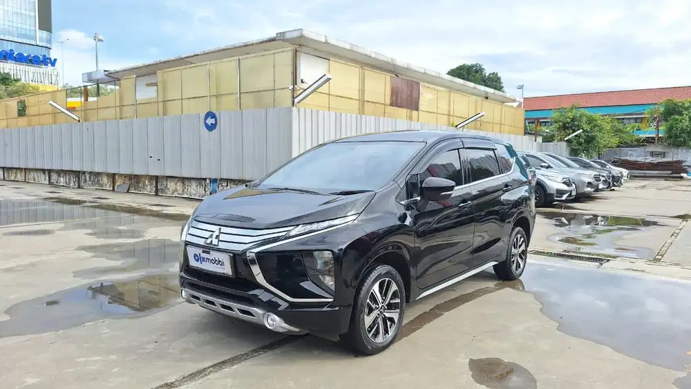 TDP 1 JUTA Mitsubishi Xpander 1.5 Sport Bensin-AT 2019 Hitam CAICD