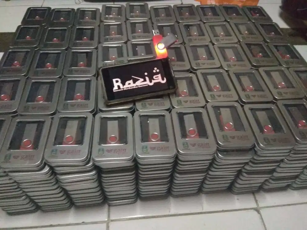 Flashdisk OTG Putar Custom Logo & Nama Free Box Kaleng Souvenir