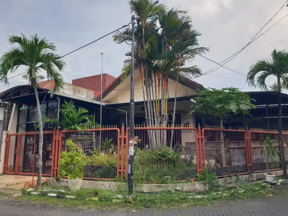 Taman Simpang Darmo Permai Selatan