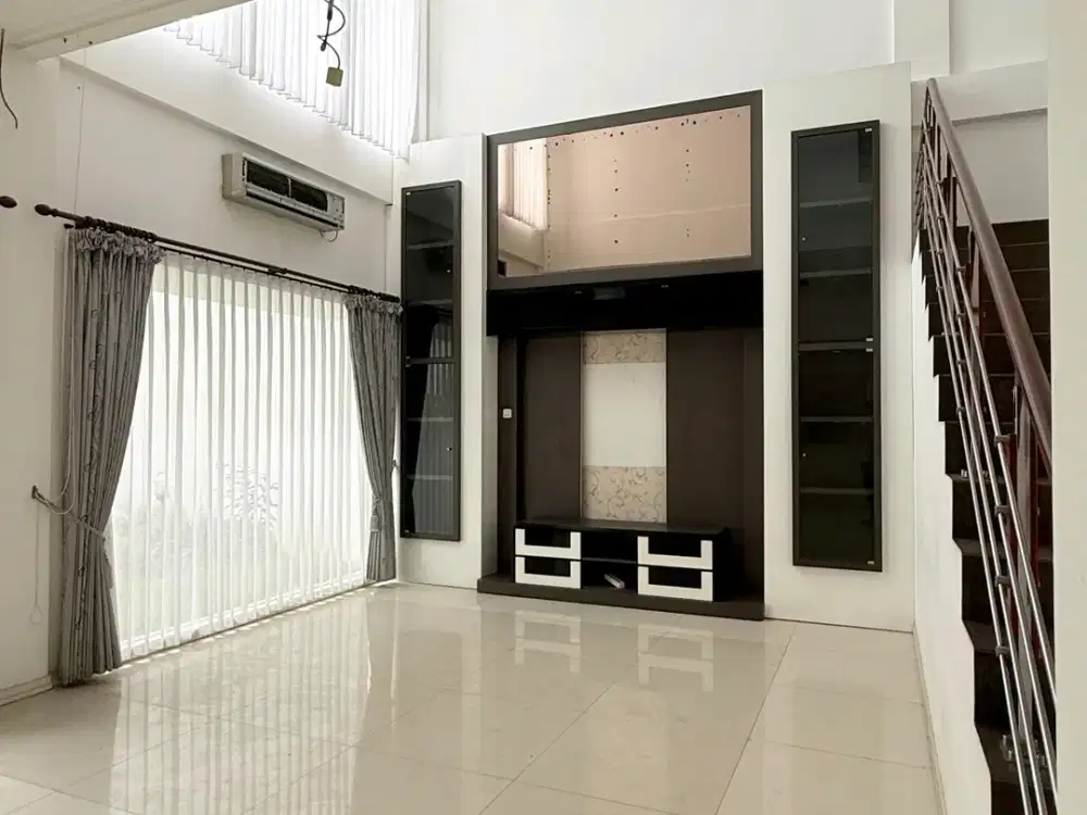 Dijual Rumah Galaxy Bumi Permai