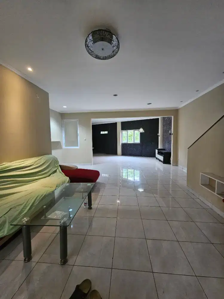 DIjual Rumah Daerah Cibubur Cimanggis Depok, Perbatasan Jakarta timur