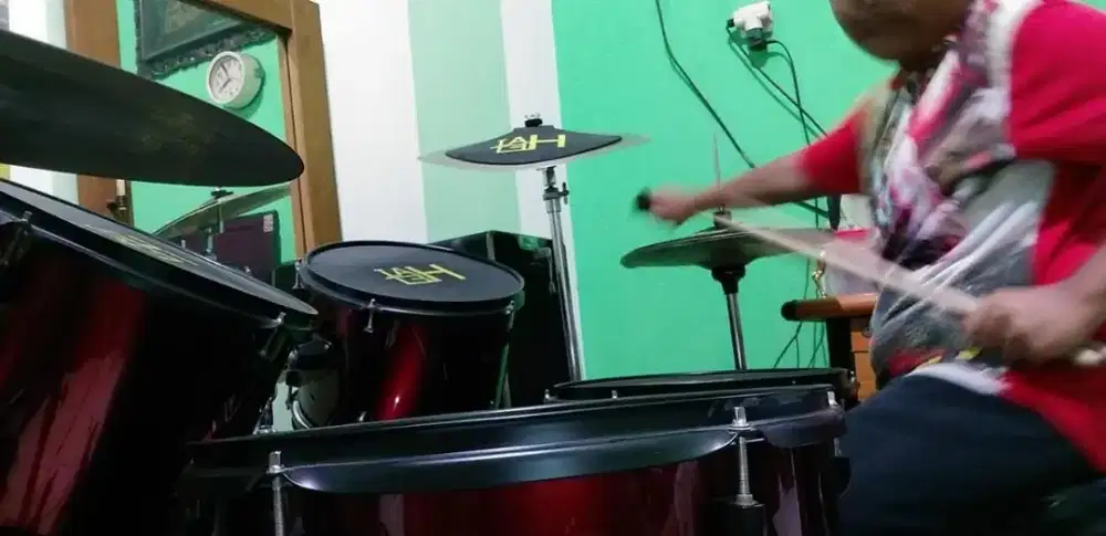 DRUM Set Rolling