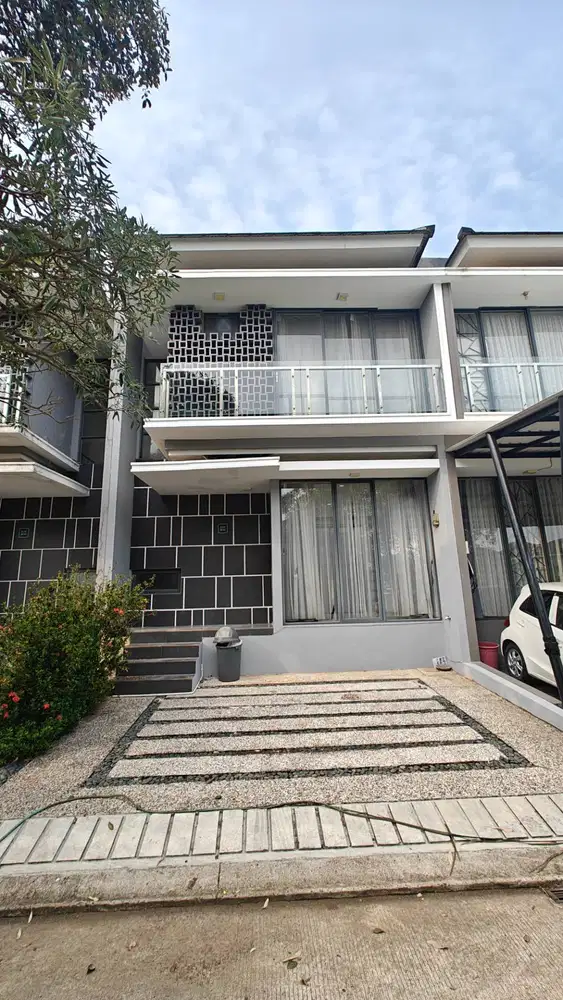Dijual Rumah 2 Lantai SHM Golden Park 2 Serpong | Siap Huni | Carport