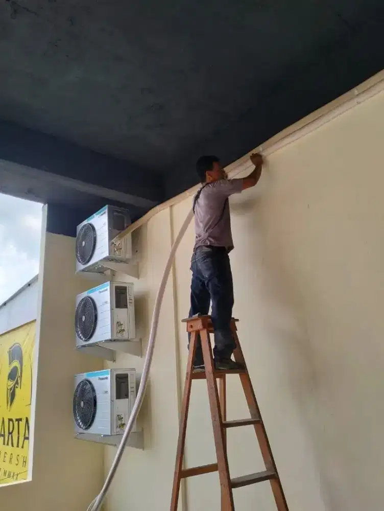 Service Ac,Kulkas,Pompa Air,Mesin Cuci dan Bongkar Pasang AC.