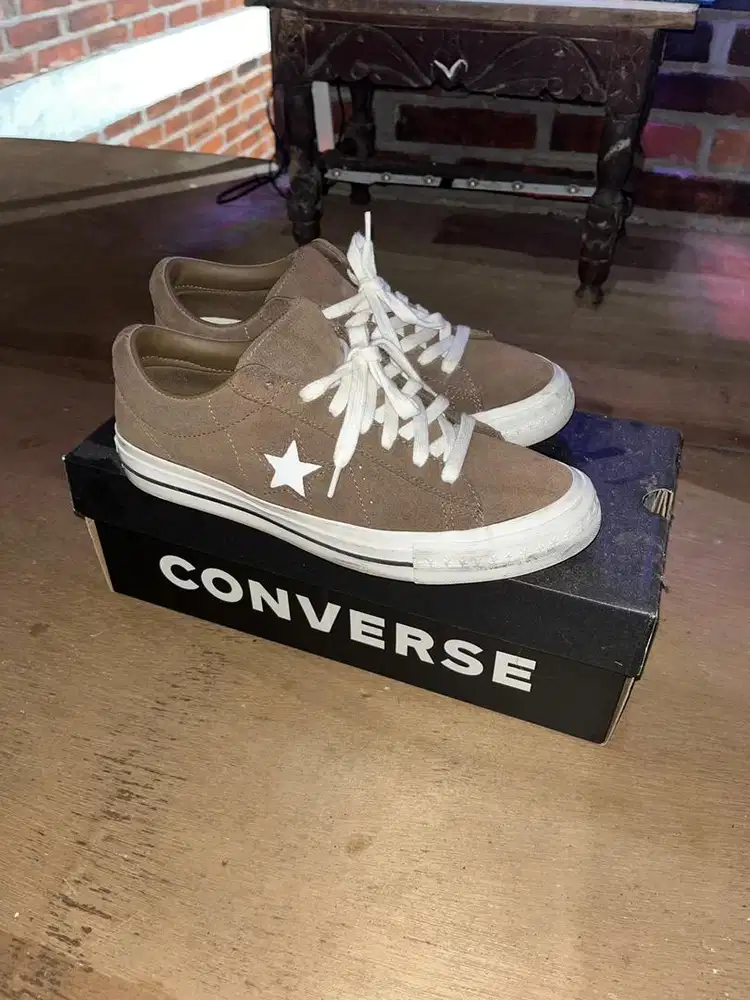 converse one star brown