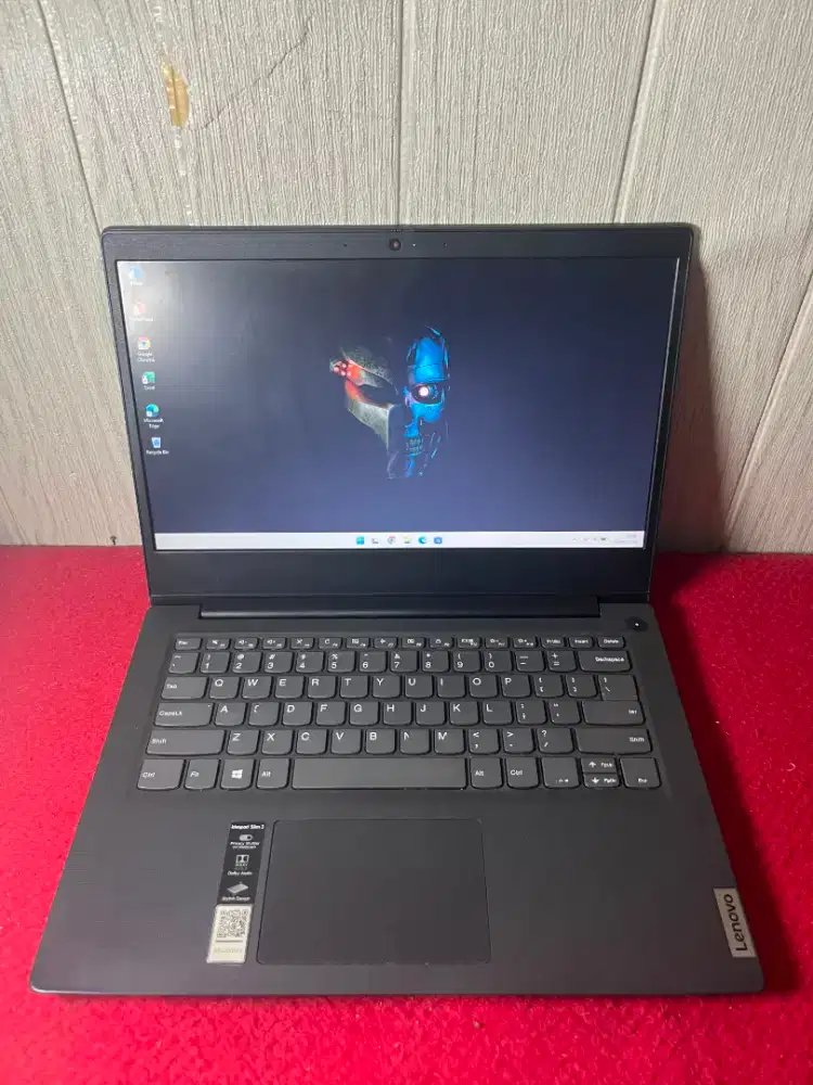 jual cepat aja nie laptop ideaped slim 3 AmD 3020E