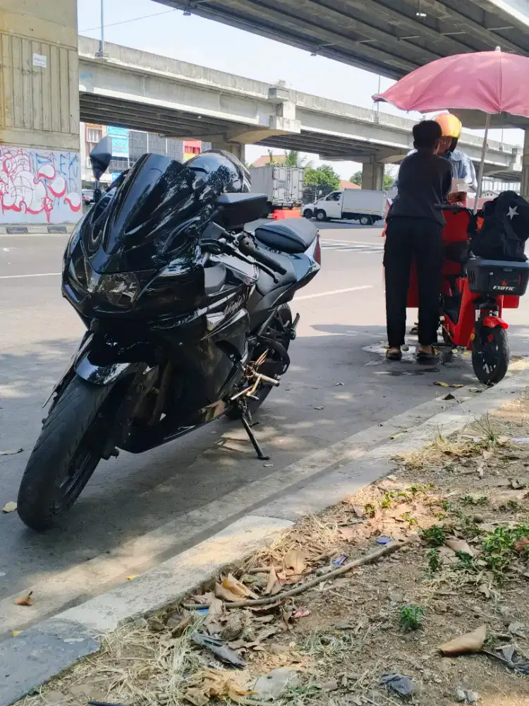 Ninja 250R karbu tahun 2008