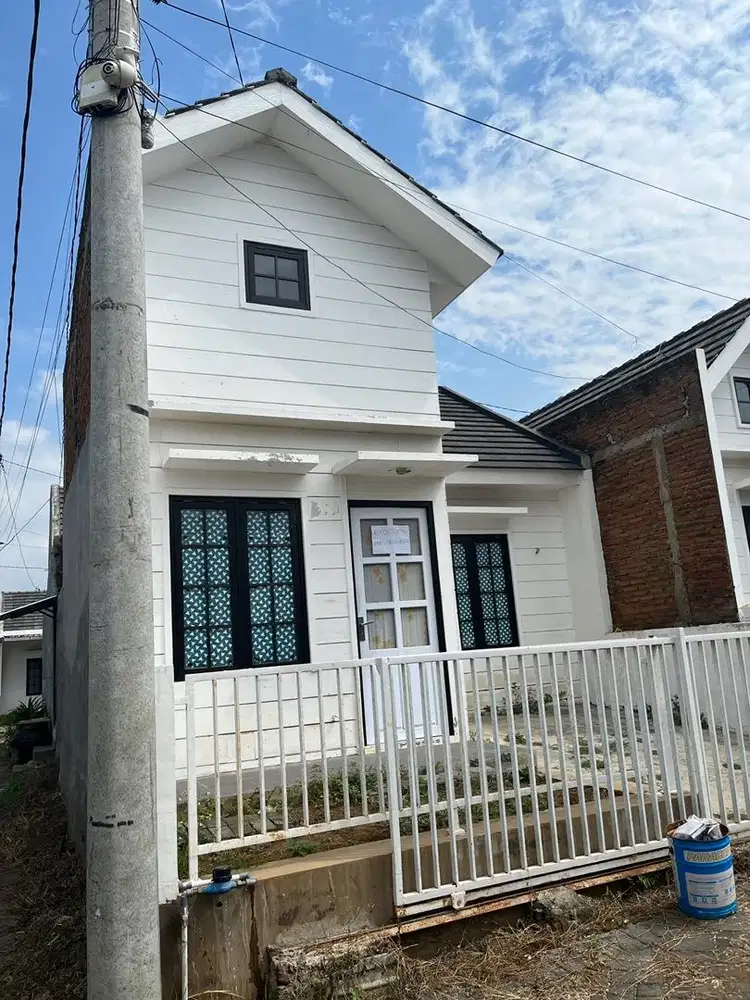 RUMAH MEZANINE DISEWAKAN