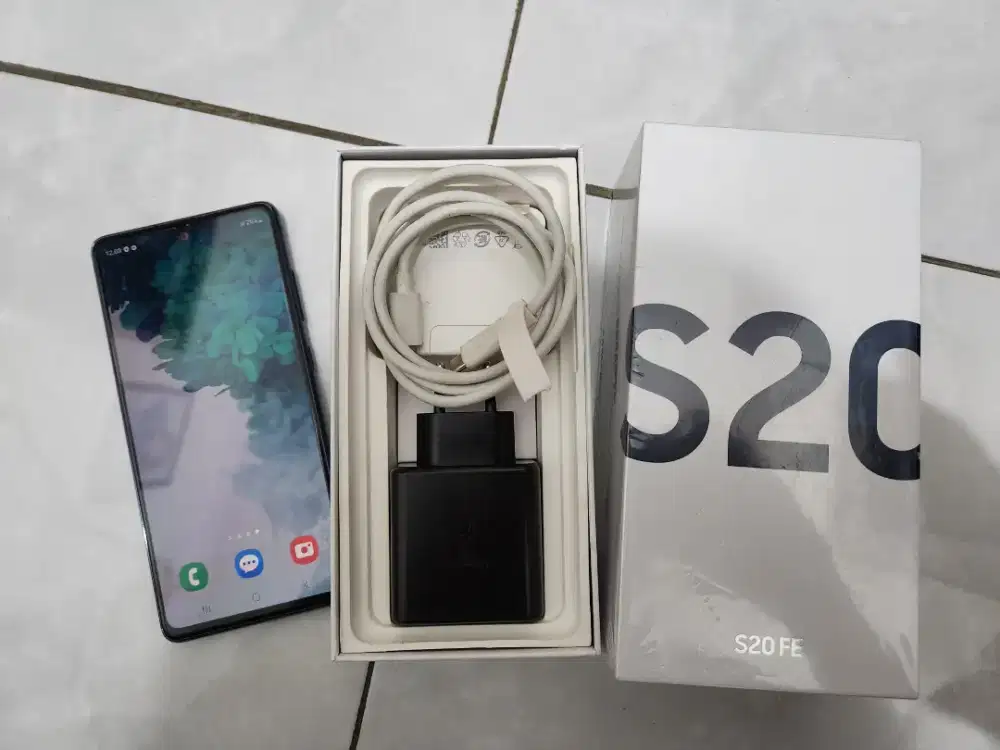 Samsung S20 FE 8/128 GB Biru Mulus
