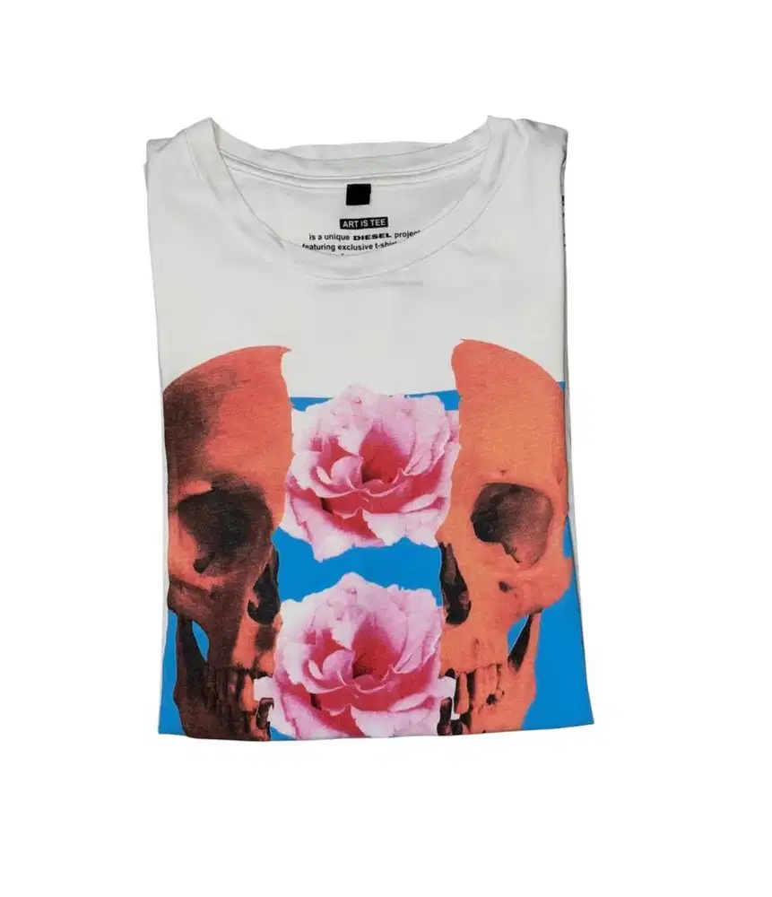 Kaos putih diesel art is tee