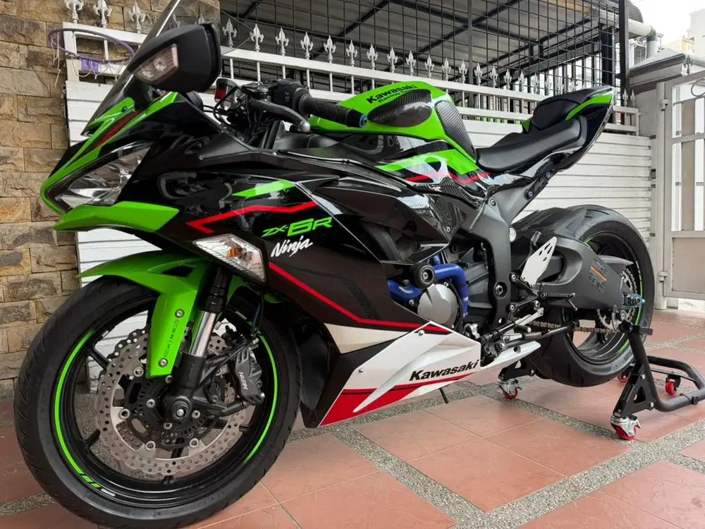 Kawasaki ZX6R (2021)