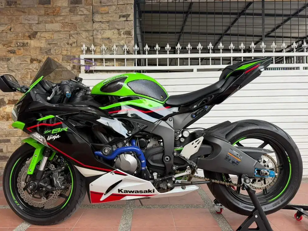 Kawasaki ZX6R (2021)