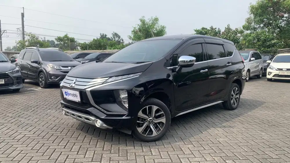 DP 1 JUTA Mitsubishi Xpander 1.5 Ultimate Bensin-AT 2019 Silver CBIYB