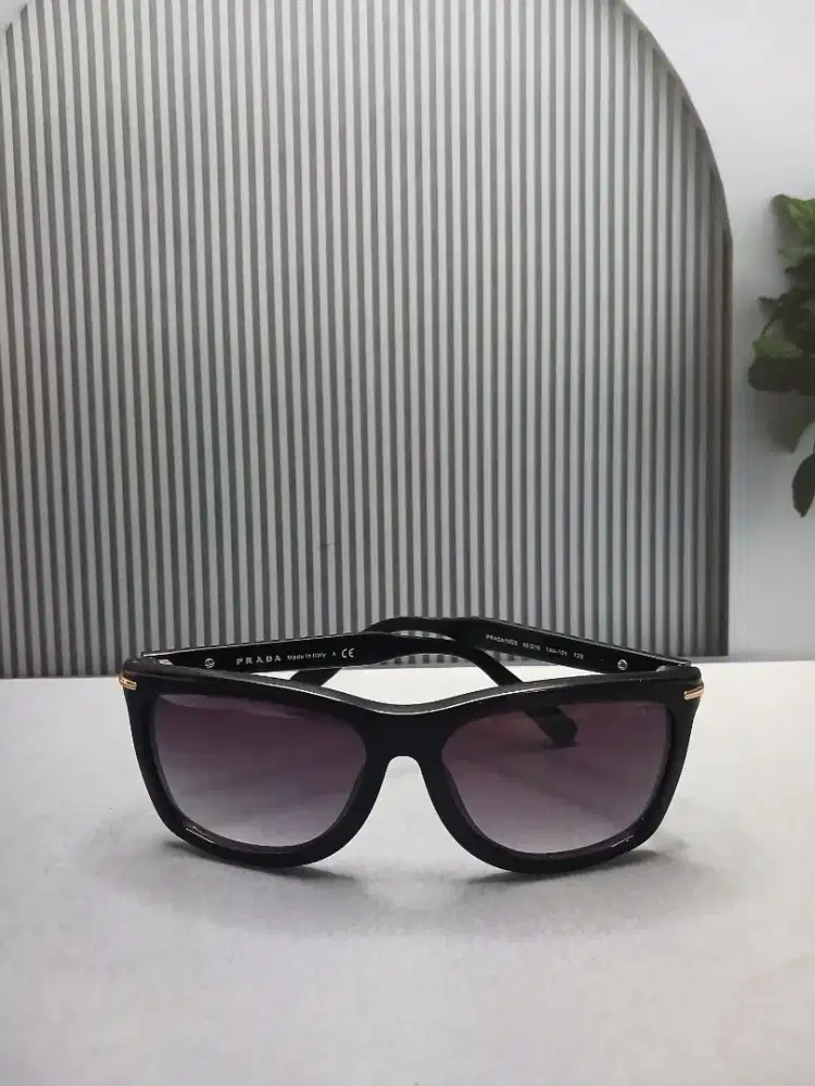 Sunglasess prada original