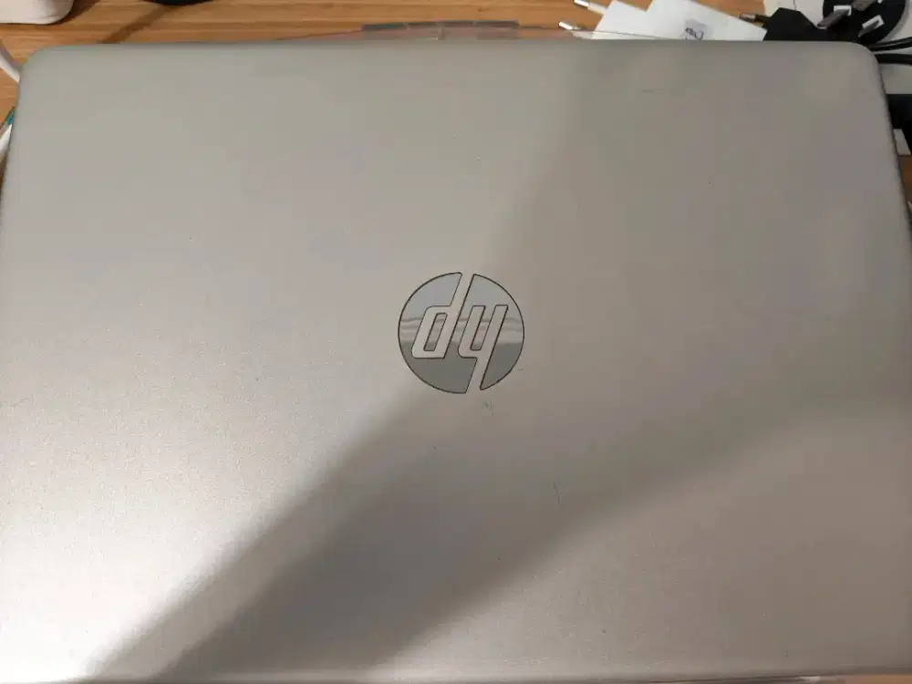 laptop HP model 14S i5-1035G1 RAM 8GB 500GB
