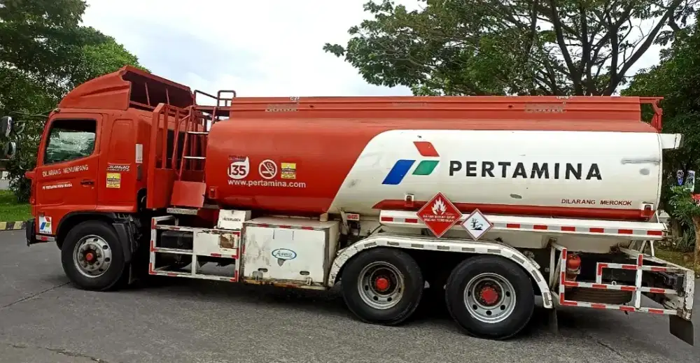 Hino Lohan FL 235 JN  Tronton 6×2 Tangki16000ltr Stainless FulOrs/Fuso