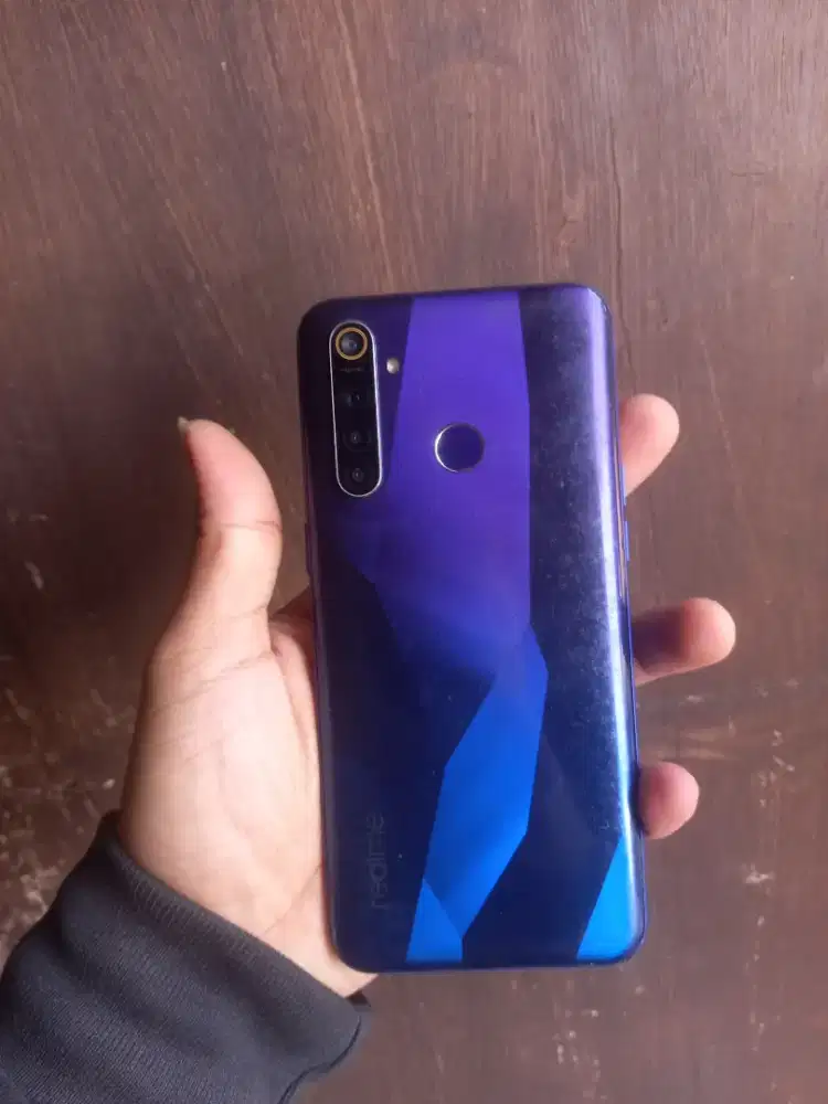 Realme 5pro 4/128gb