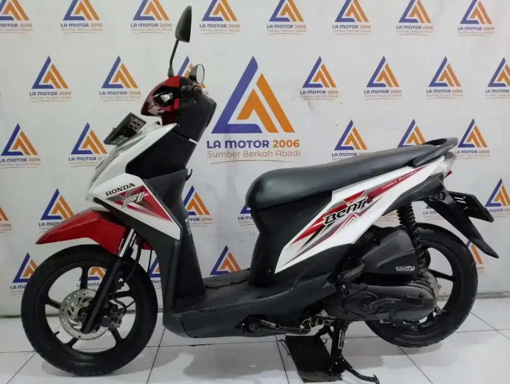 HONDA BEAT FI ESP 2015 SIAP PAKAI (CC 0%/SPAYLATER/KREDIVO)