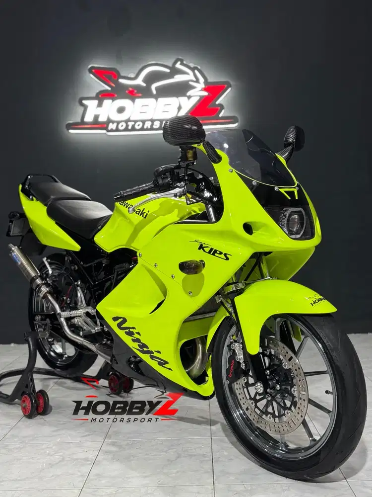 Kawasaki ninja 150RR/zx-150RR se gen4 2011 modif hedon,istimewa