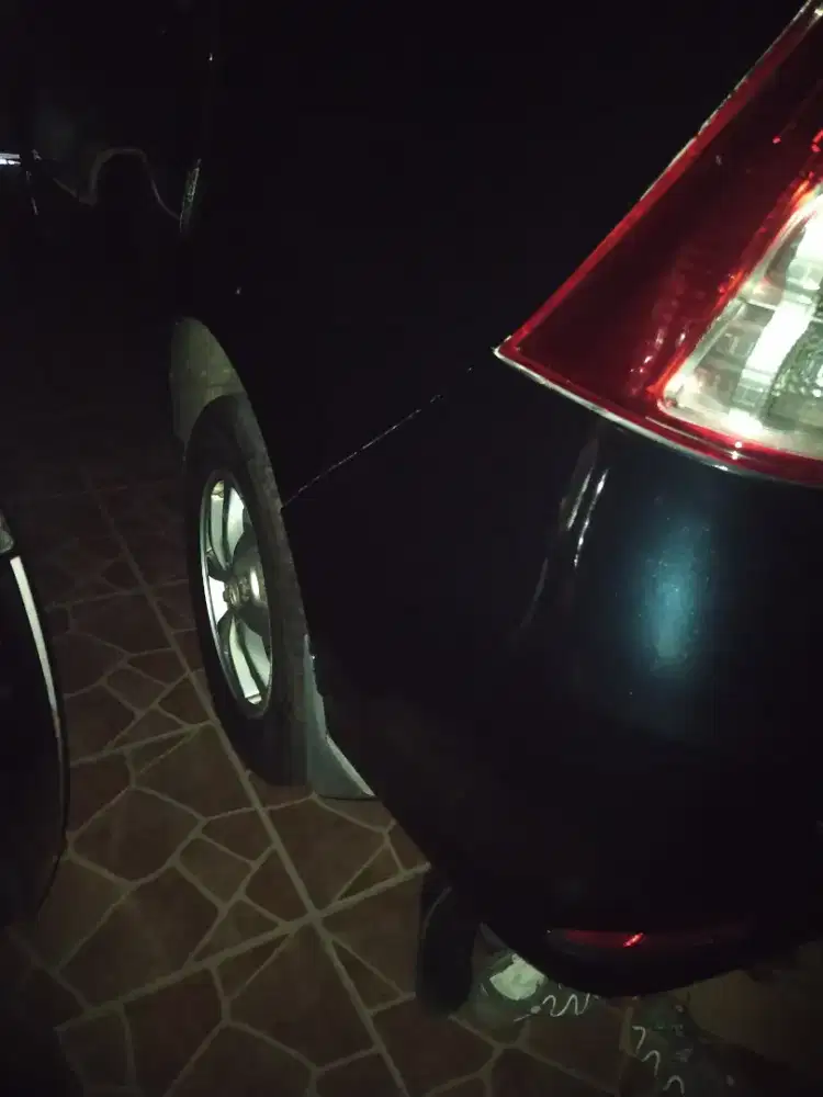 Xenia 2012 plat AE