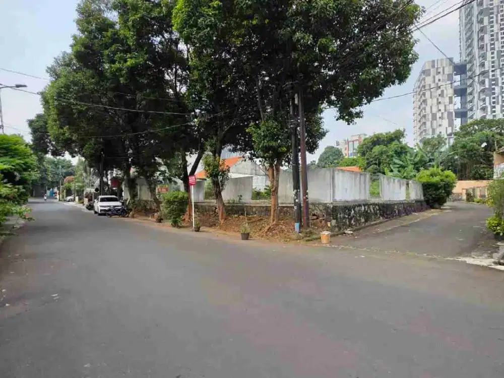 Murah!!, turun harga, tanah super strategis di Menteng Dalam Jakarta