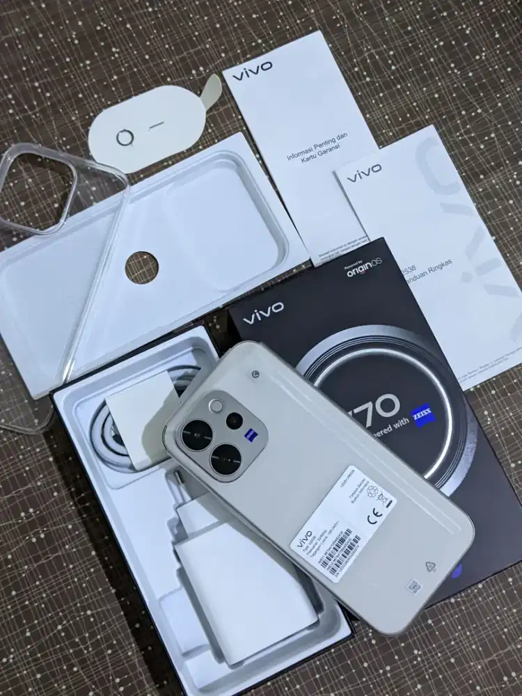 Vivo V70 5G Ram 12+12/256 fullset mulus istimewa garansi panjang