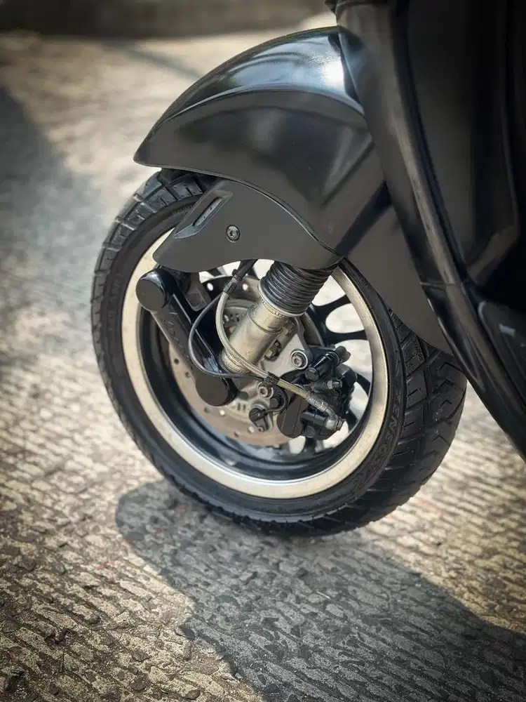 VESPA SPRINT NOTTE 2019 MURAH