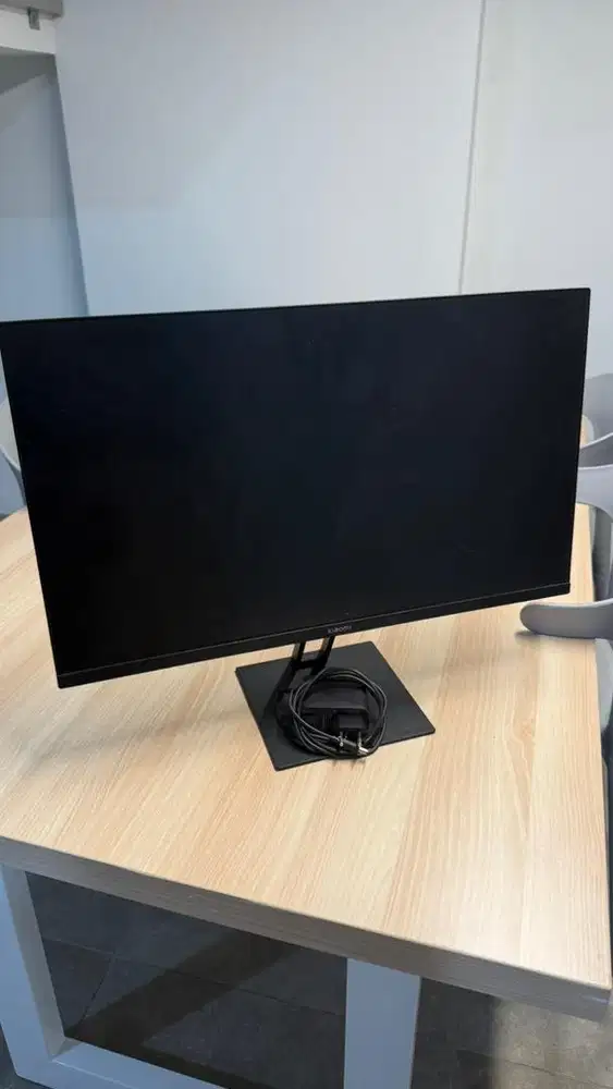 Monitor Xiaomi G24i