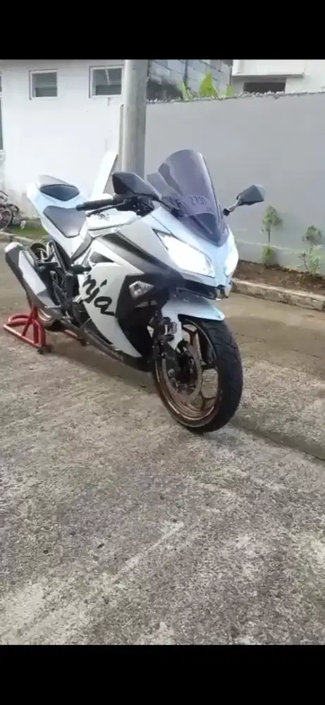 NINJA SPORT 250 PEMAKAI LGS TH 2013 PJK ON