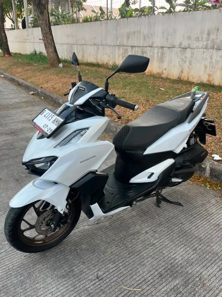 Vario 160 Cbs putih Doff