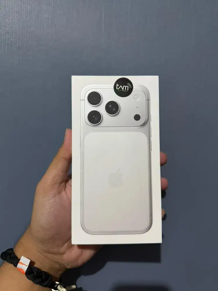 new bnib segel iphone 17 pro 256gb silver ibox