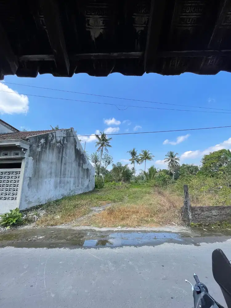 DIJUAL CEPAT - TANAH SHM 165m SIAP BANGUN DI MUNTILAN (DEKAT JALUR JOG