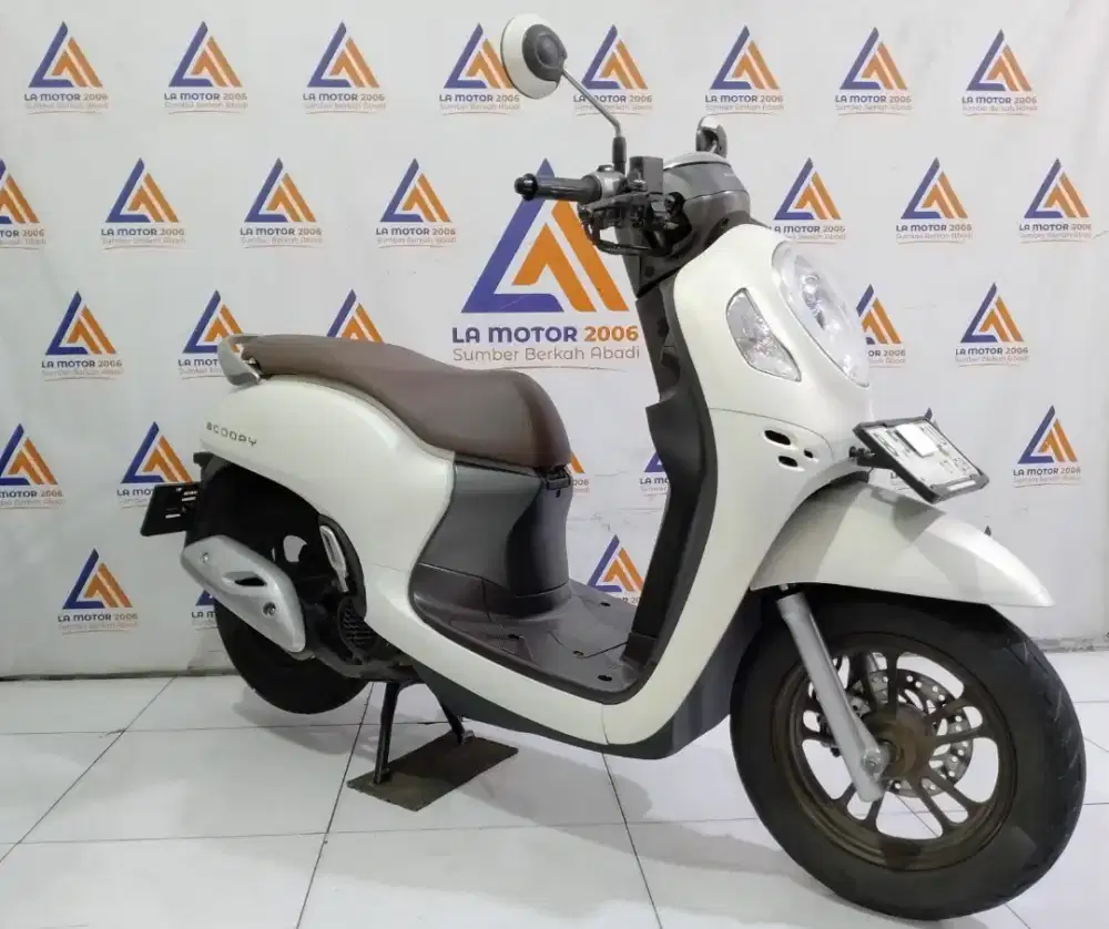 DP 900 RB SCOOPY PRESTIGE TH 2023 KTP DAERAH BISA CASH/TT/CC BUNGA0%