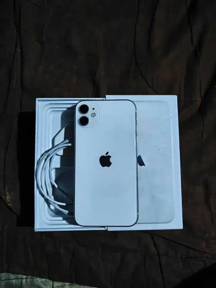 iPhone 11 64gb inter LL/A