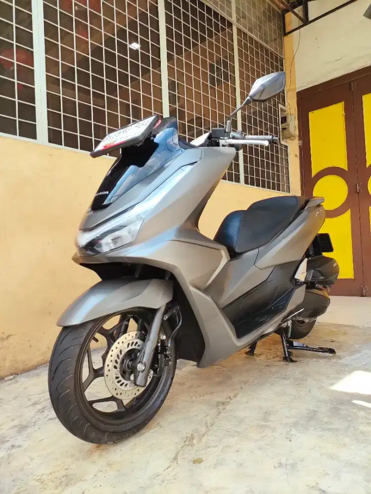 Honda PCX / PCX 160 CBS ISS 2025, Silver Premium Doff, Unit Mulus.