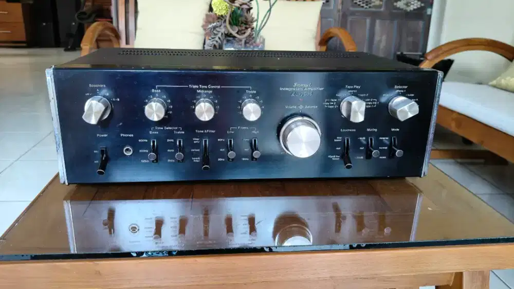Amplifier sansui au-7900