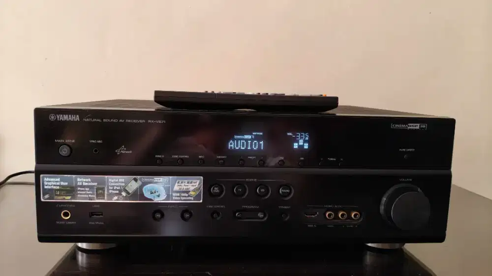 Amplifier Yamaha rx-v761 plus remote