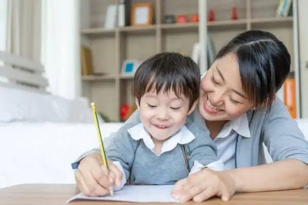Dibutuhkan segera Babysitter Perempuan