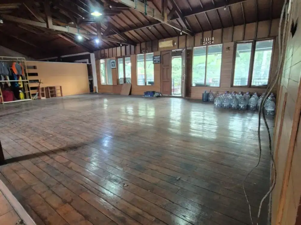 Ruang Usaha Strategis di Sayap Dago Bandung