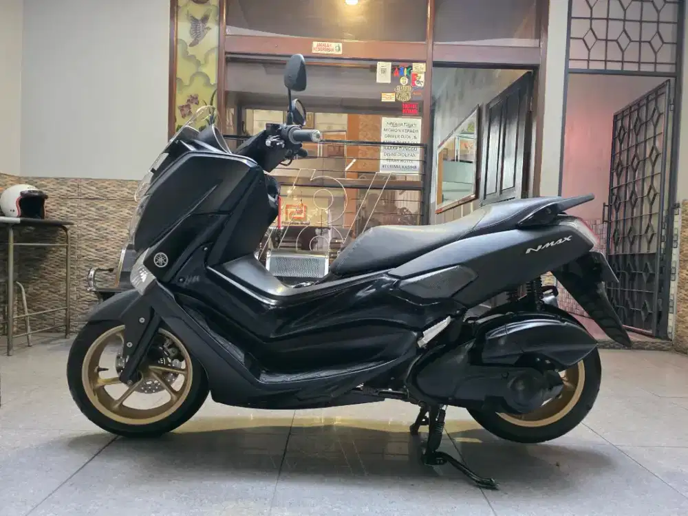 Yamaha Nmax Old 2018 Black Gold Kodya Kawaluyaan Feb27 SS Lengkap NoPR