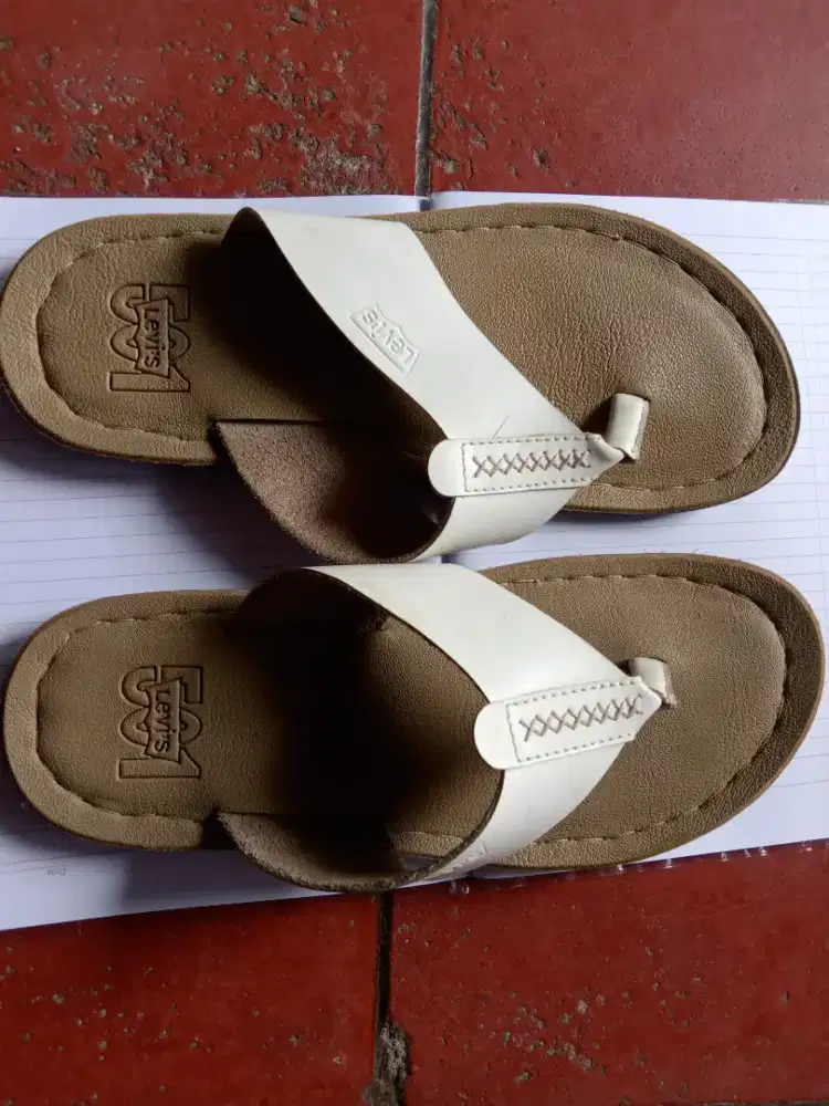 Di Jual Sendal Bagus