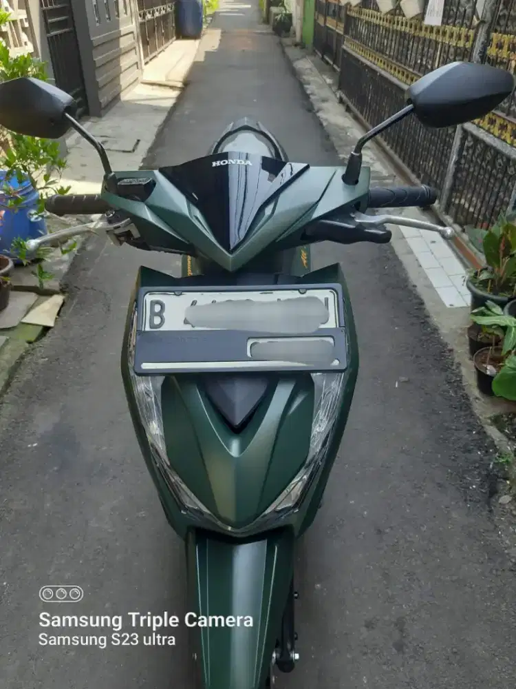 HONDA NEW BEAT DELUXE CBS ISS 2023 HIJAU